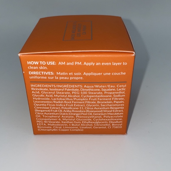 LIMITED EDITION EXFOLIKATE DAILY GLOW MOISTURIZER - Picture 3 of 13